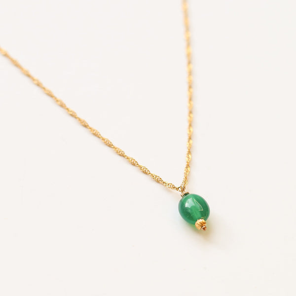 collier scintillant dore agate verte pierre