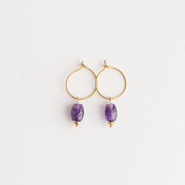 boucles d'oreilles anneau améthyste face