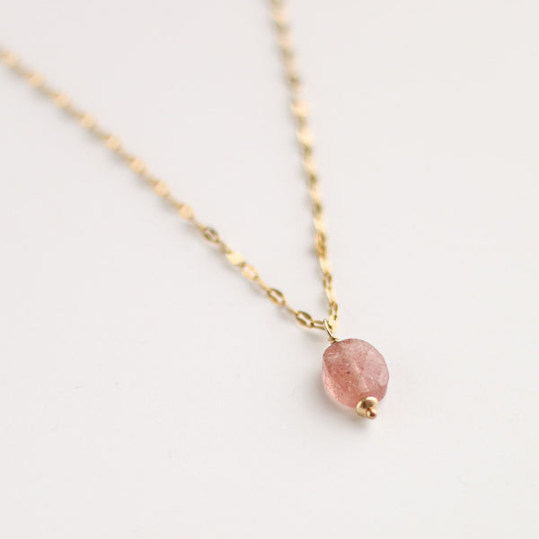 collier acier scintillant quartz fraise détails