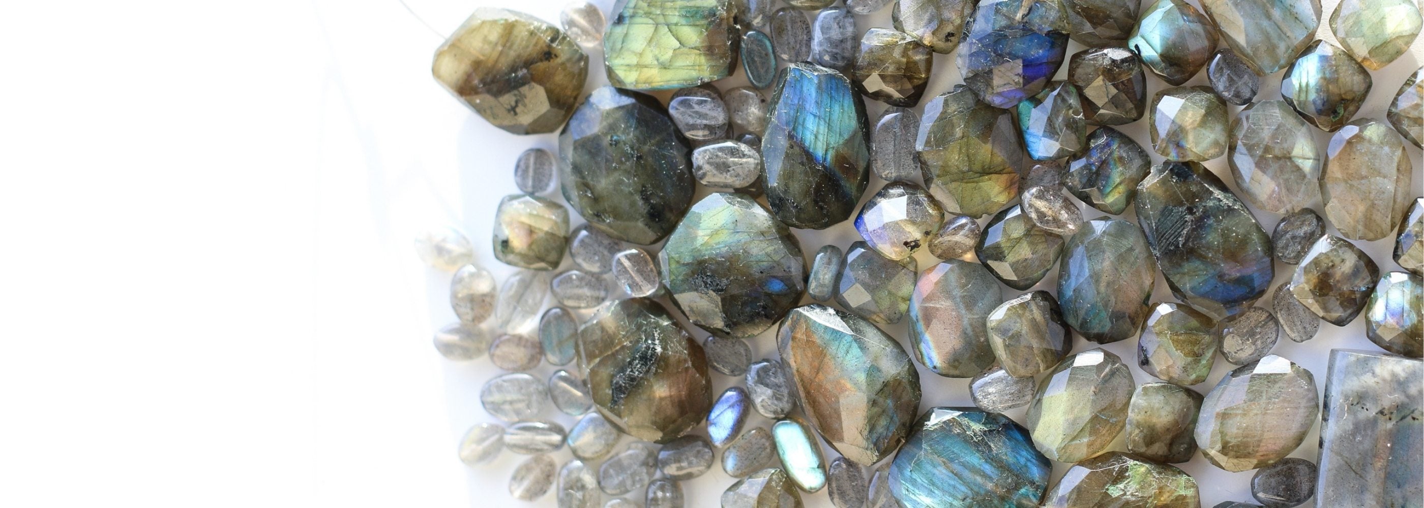 Pierre Grises et Bleues