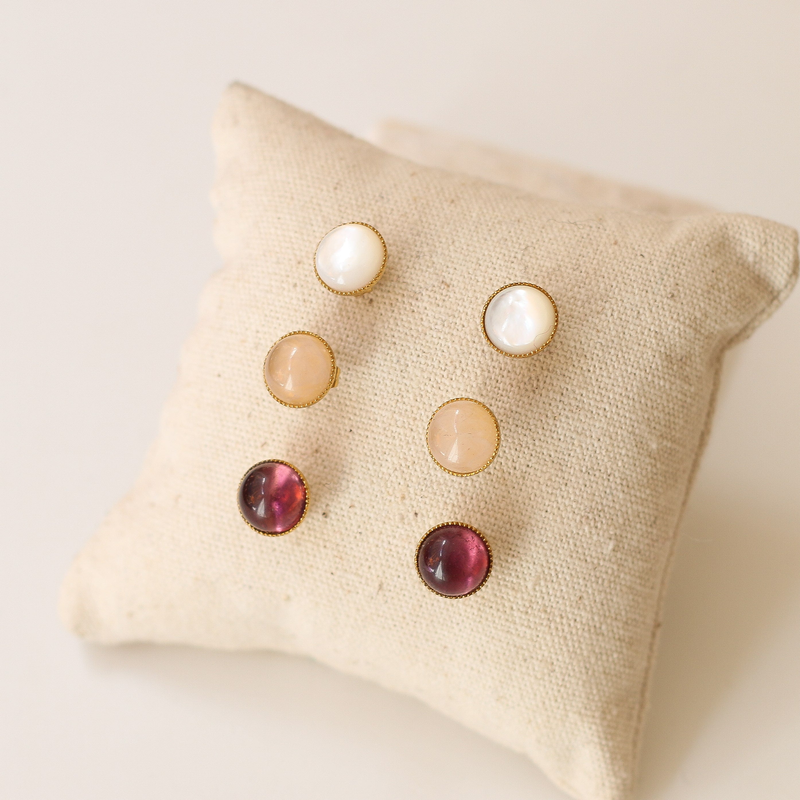 Boucles Puce Pierres - Mahny Jewelry