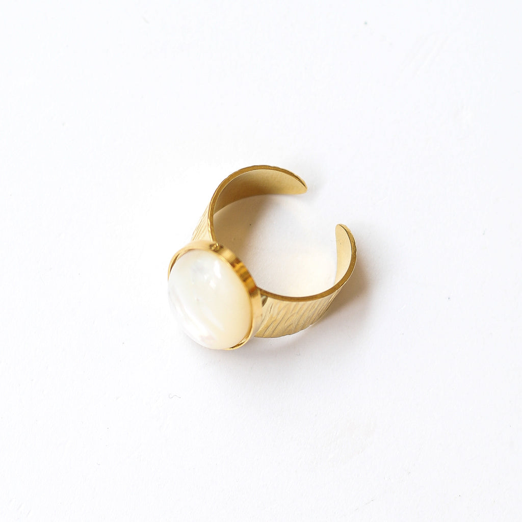 bague grande nacre pierre lithothérapie vertu