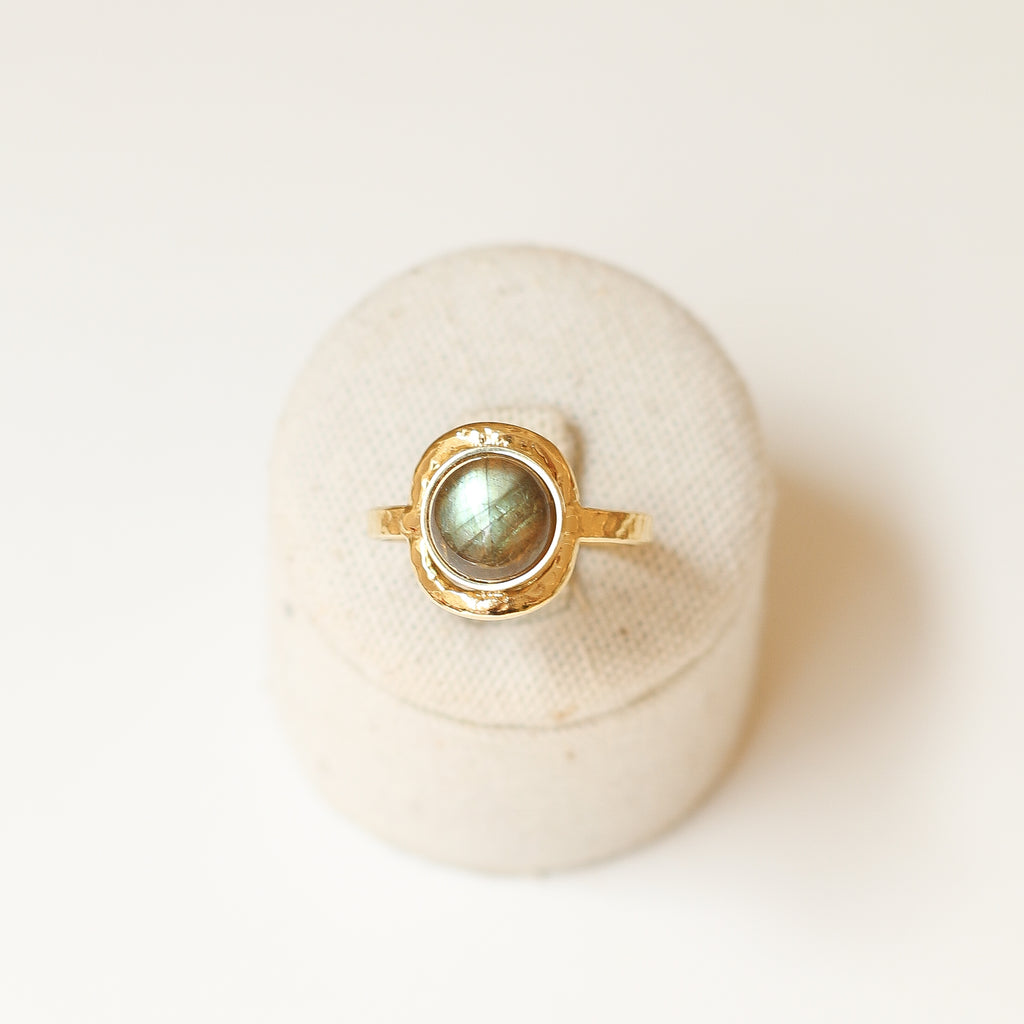 bague martelée labradorite pierre naturelle grise