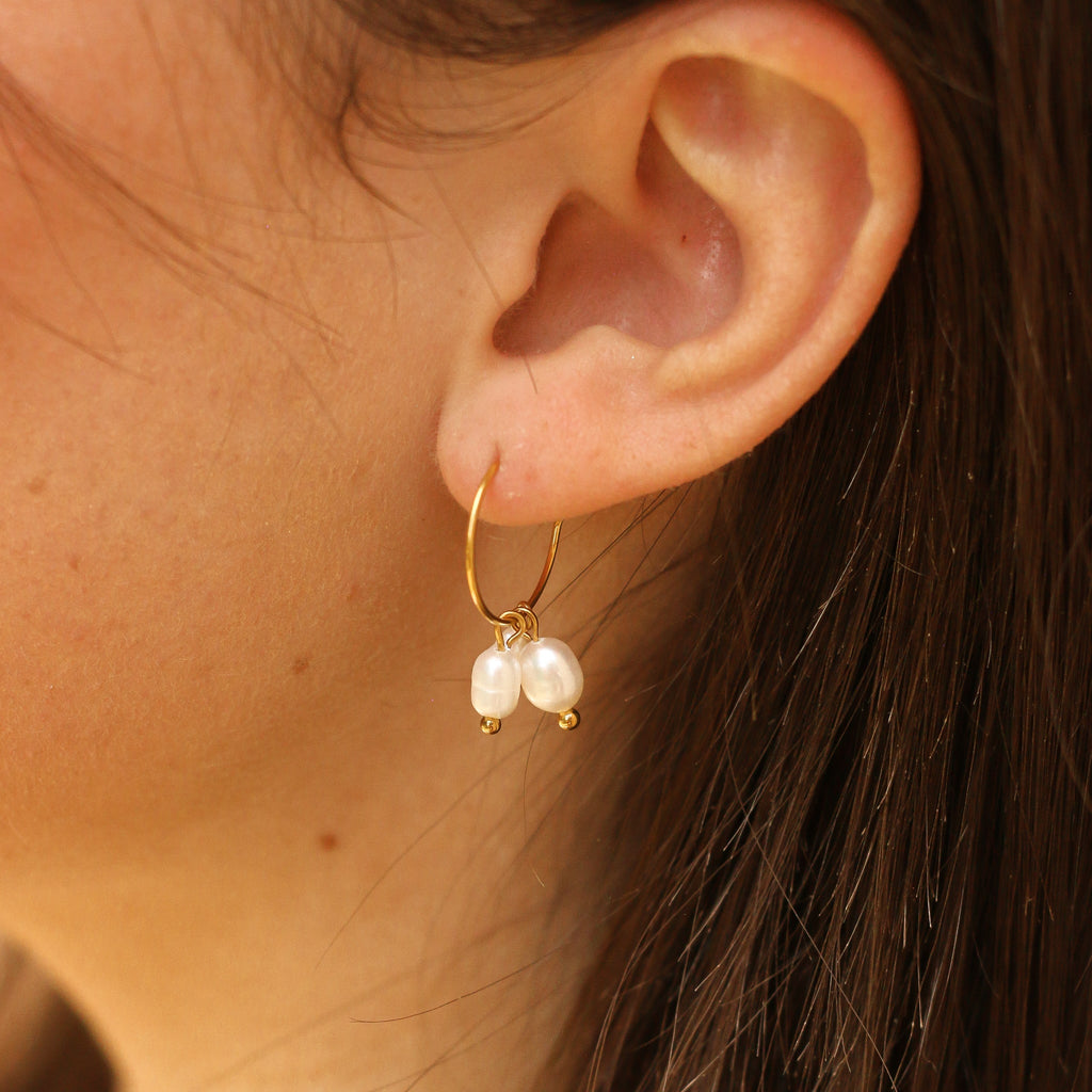 boucle anneau perle eau douce créatrice