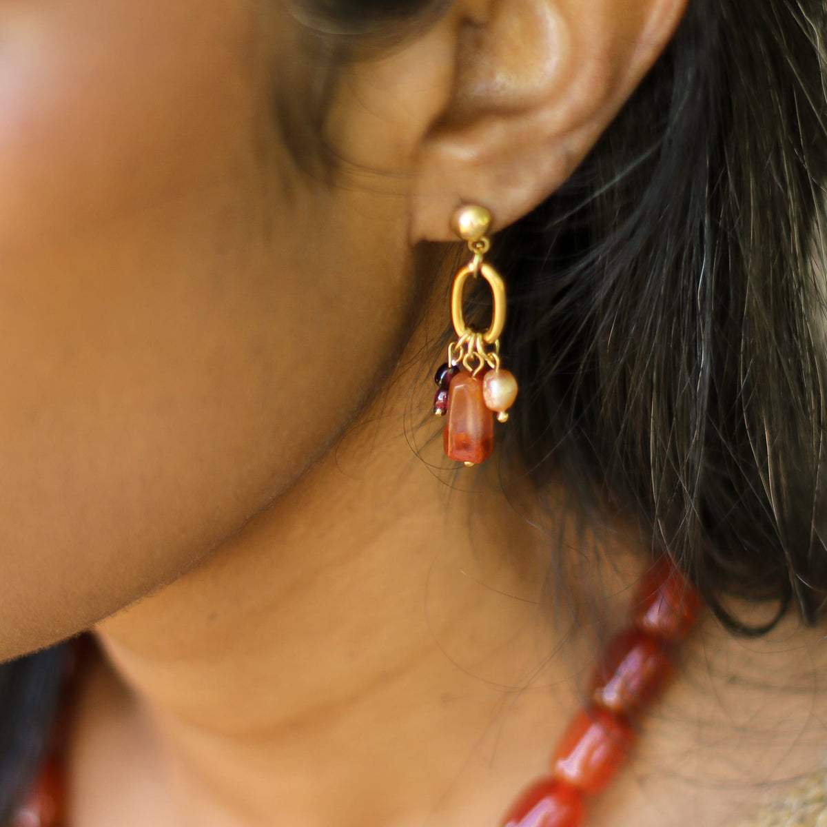 Boucles d'oreilles Cornaline pendante
