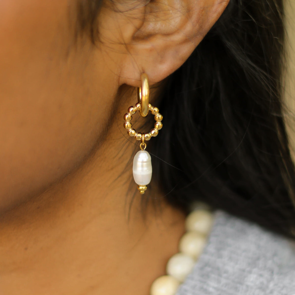 Boucles d'oreilles Perle baroque anneau