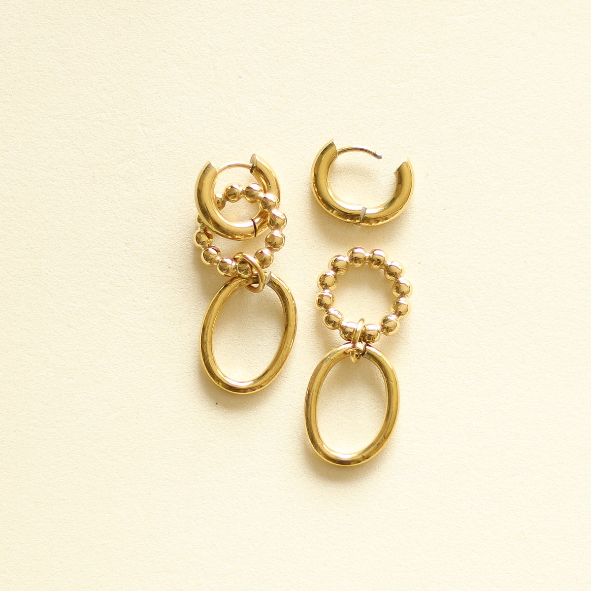 Boucles d'oreilles dorées double anneaux