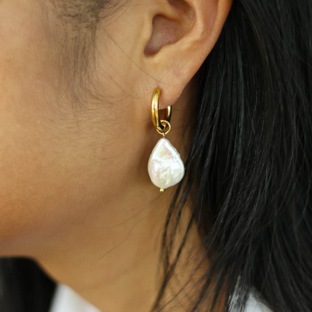 Boucles d'oreilles Perle baroque créole et chaînes