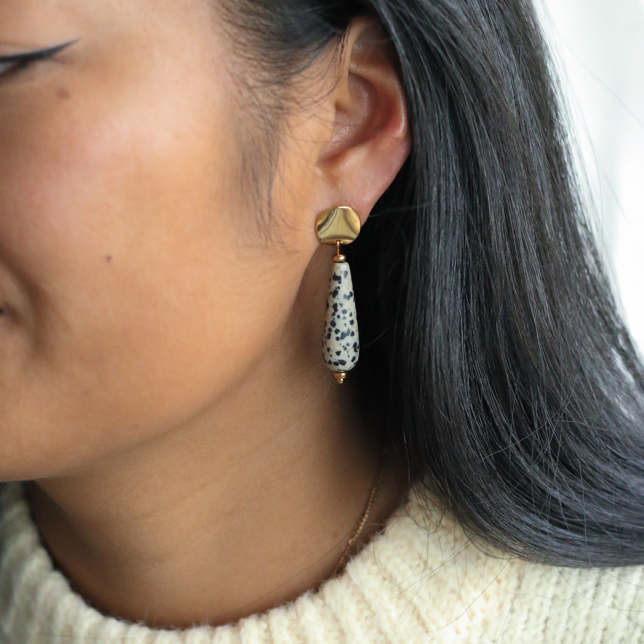 boucles d'oreilles pendante en Jaspe dalmatien le cadeau pour elle