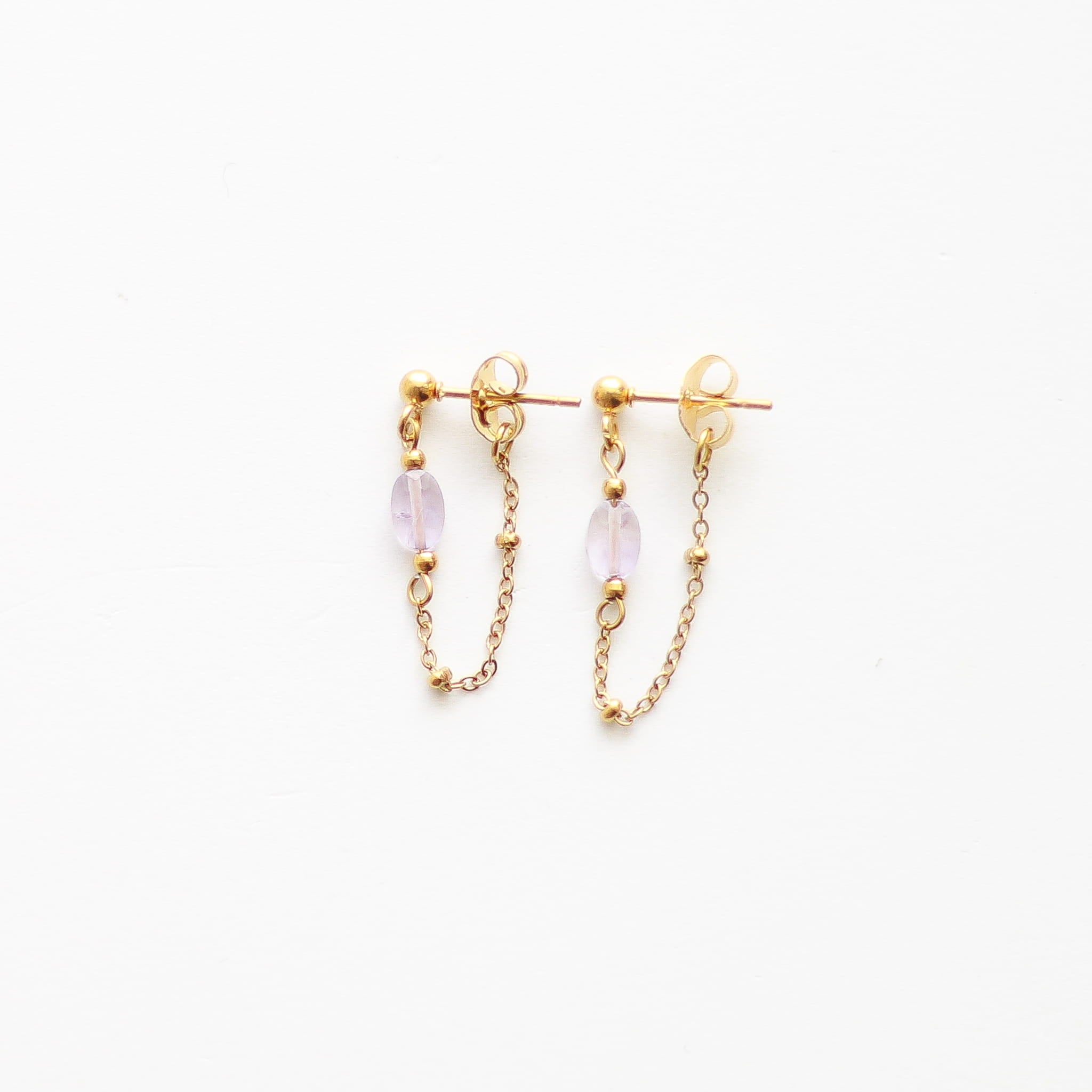 Boucles d'oreilles en améthyste lavande à chaîne, pierre naturelle fine.