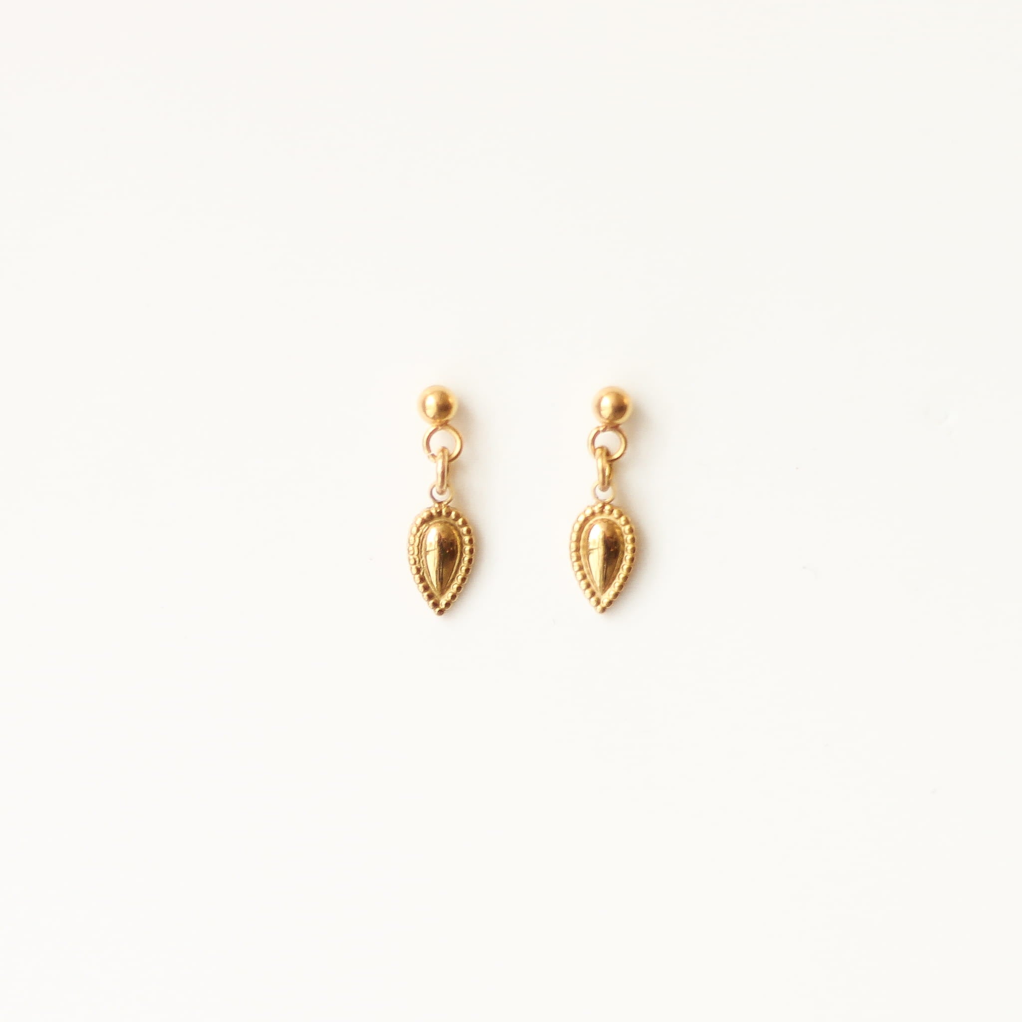 Boucles d'oreilles Goutte dorée