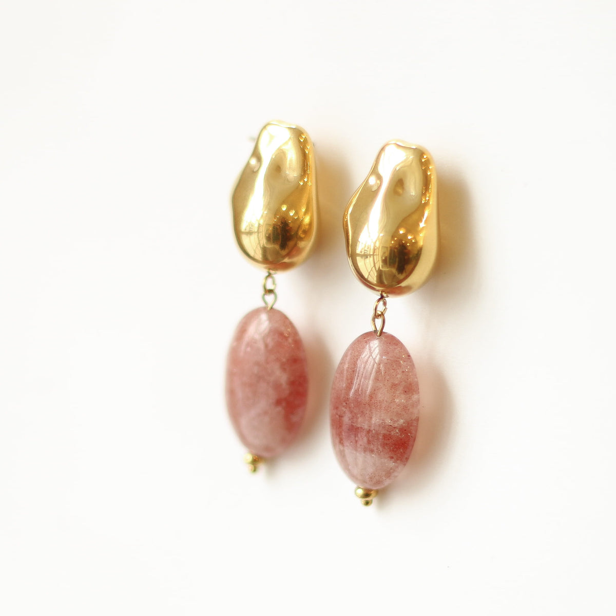 Boucles d'oreilles Quartz fraise martelée
