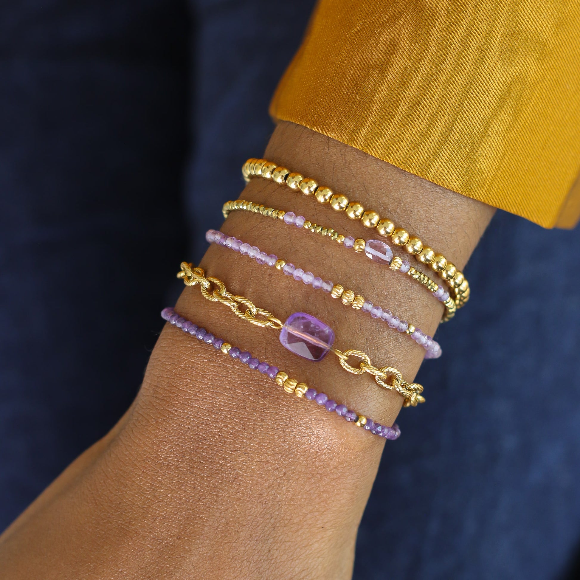 Bracelet perlé en Améthyste le cadeau parfait pour votre soeur