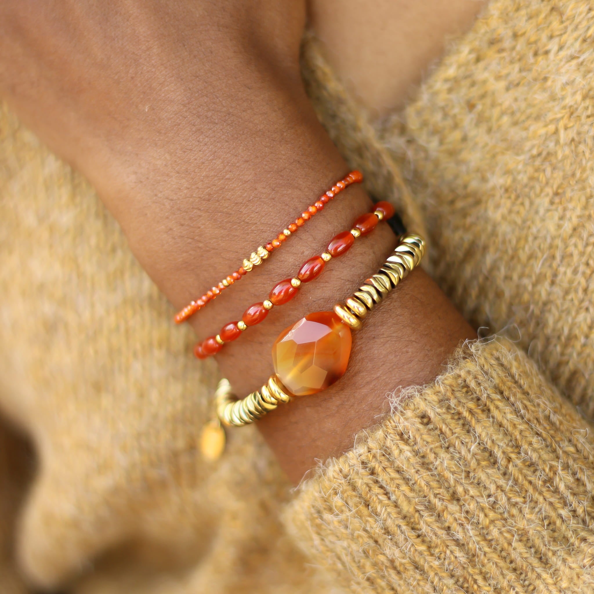 Bracelet Agate rouge perlé