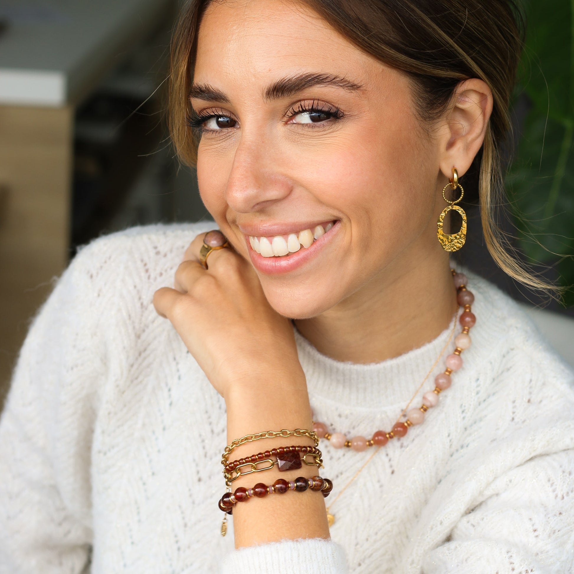 Bracelet Billie Grenat Orangé fin assemblé à la main à Paris