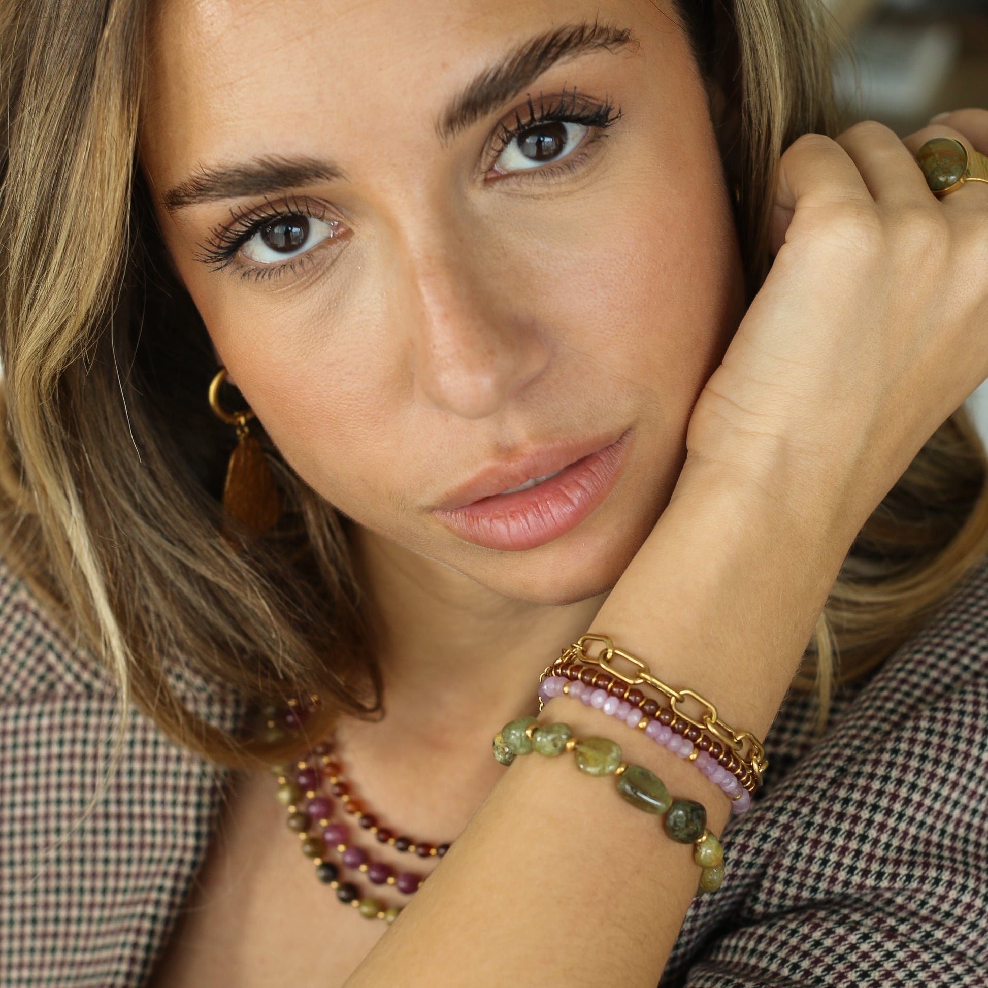 Bracelet en Grenat Vert le bijou tendance du printemps