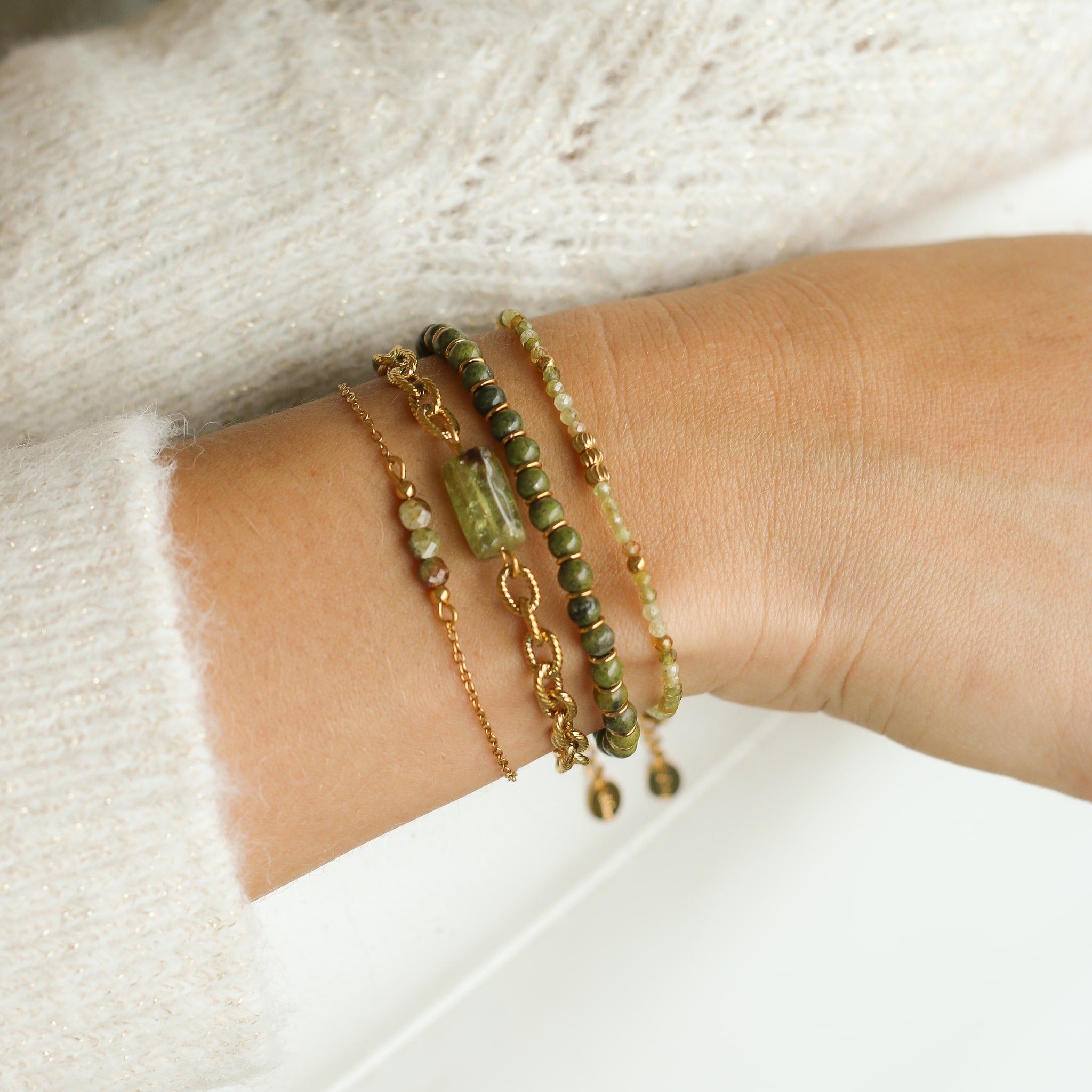 Bracelet 3 perles Grenat Vert le cadeau parfait pour elle