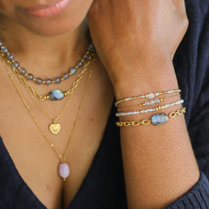 Bracelet 3 perles Labradorite le cadeau parfait pour une maman active