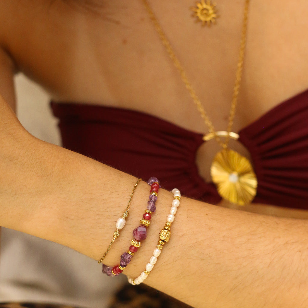 bracelet améthyste rubis violet pierre doré 