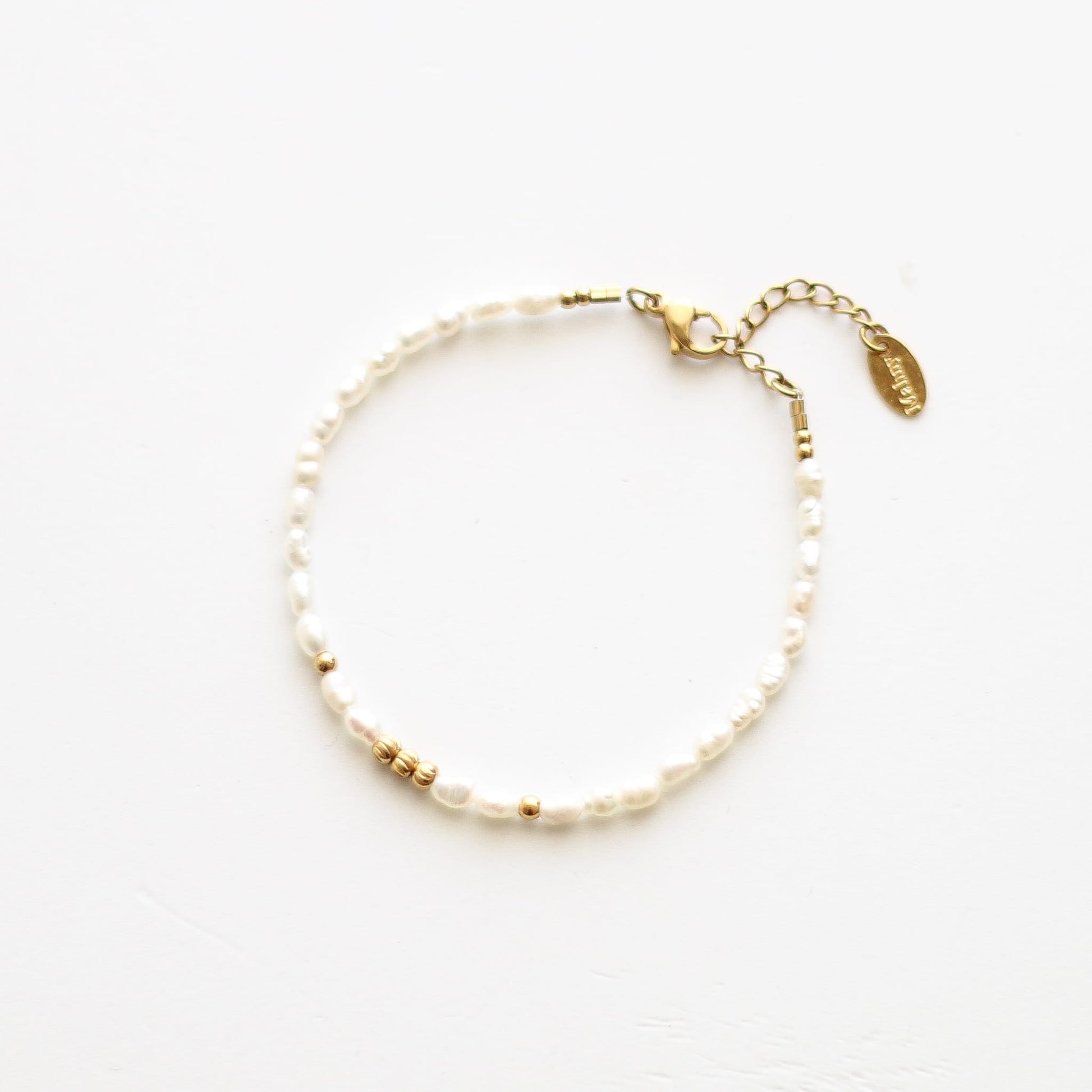 Bracelet en perle d'eau douce, bijou femme.