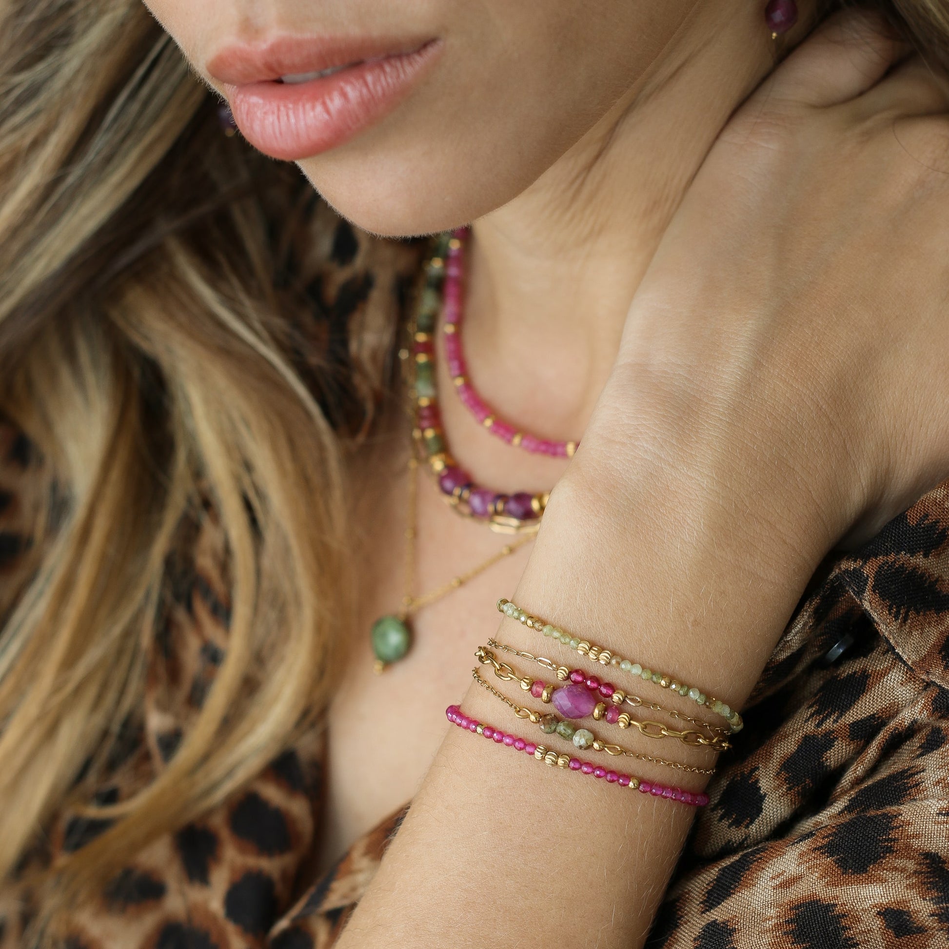 Bracelet en perles de Rubellite rose le cadeau pour maman