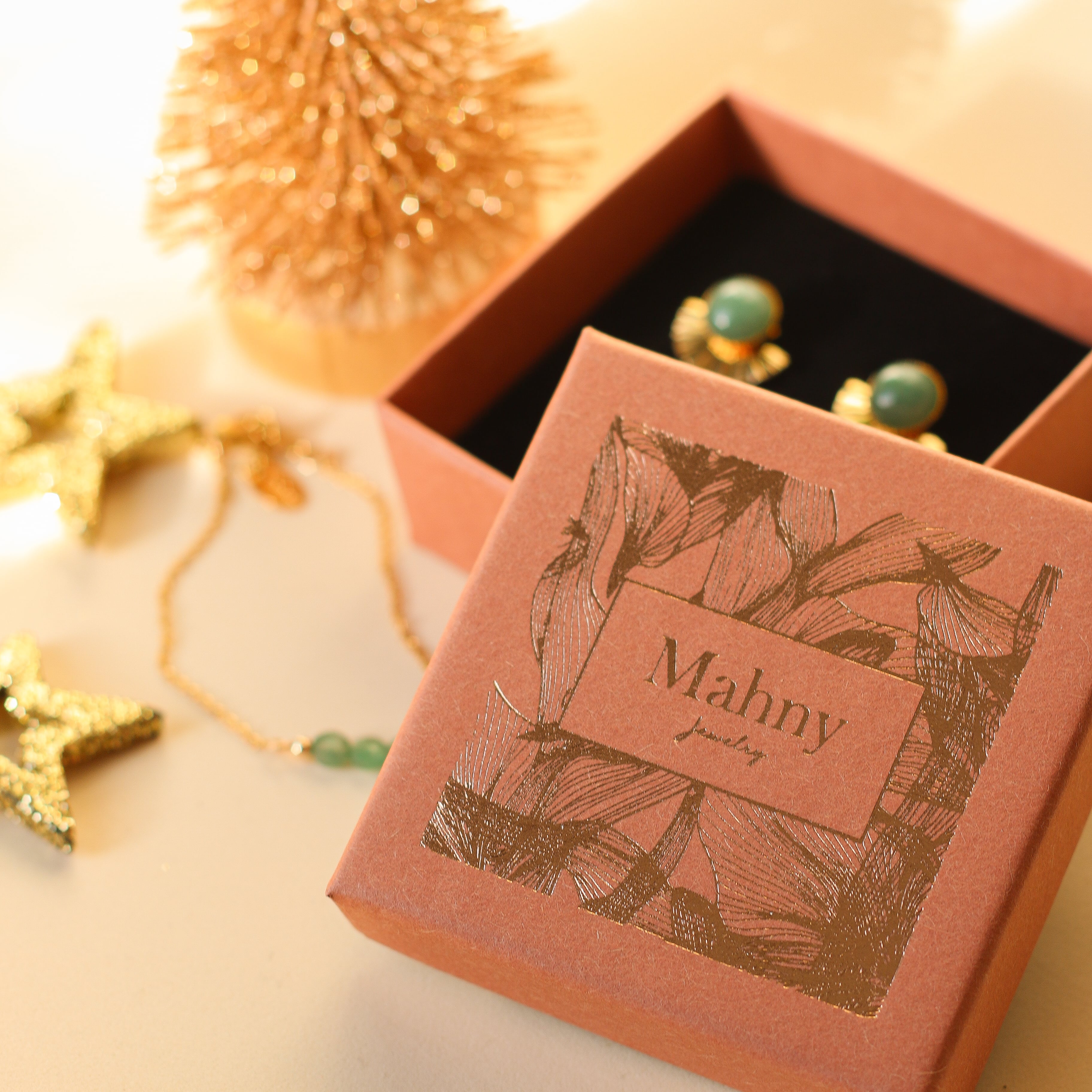 1. Boîte cadeau 🎁 - Mahny Jewelry