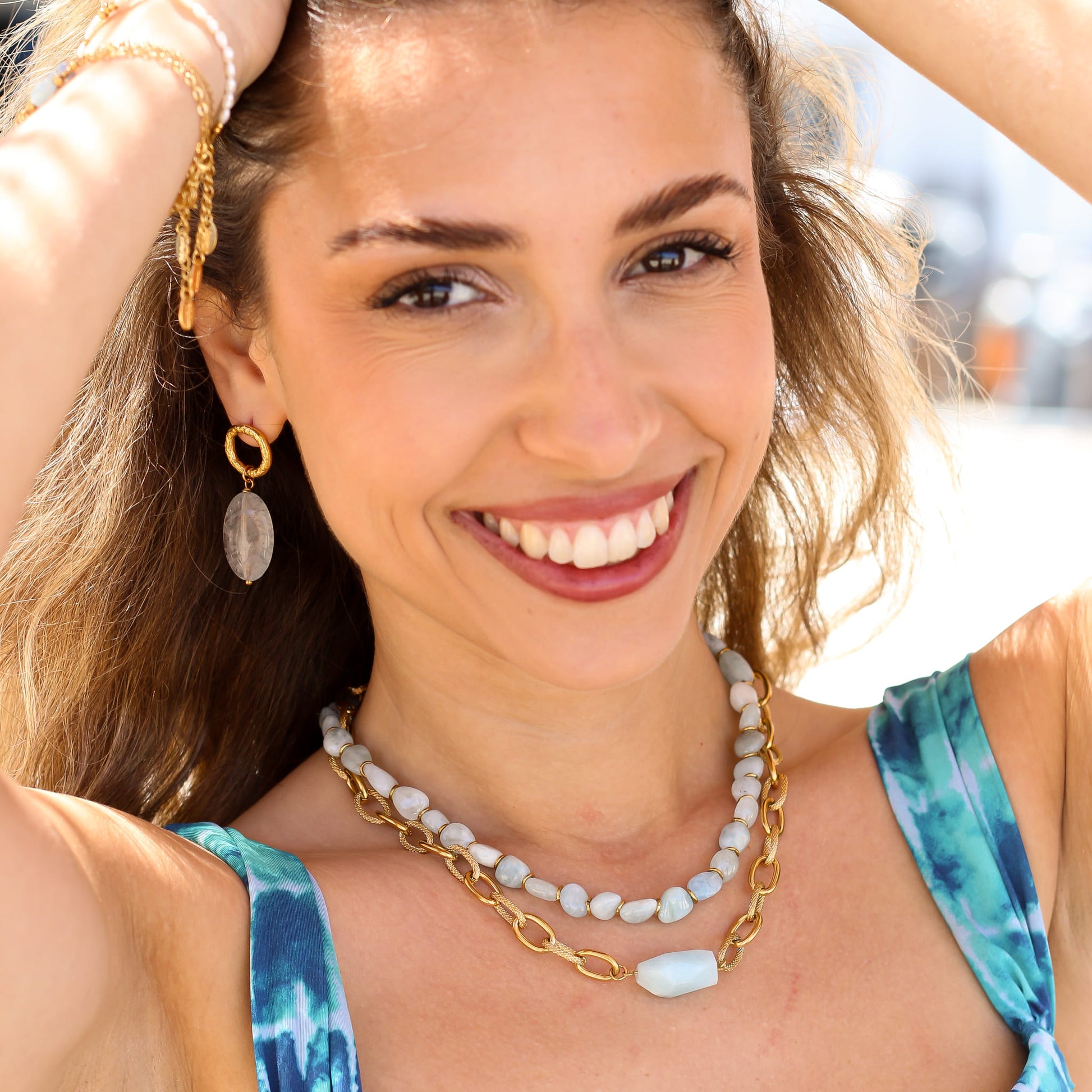 Collier en aigue-marine, pierre naturelle.