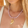 Collier en aragonite parme, hypoallergénique.
