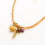 Collier Aventurine Orange gri-gris, vue alternative, création Mahny bijoux pierres semi-précieuses.