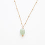 Collier en aventurine verte sur chaîne acier inoxydable.