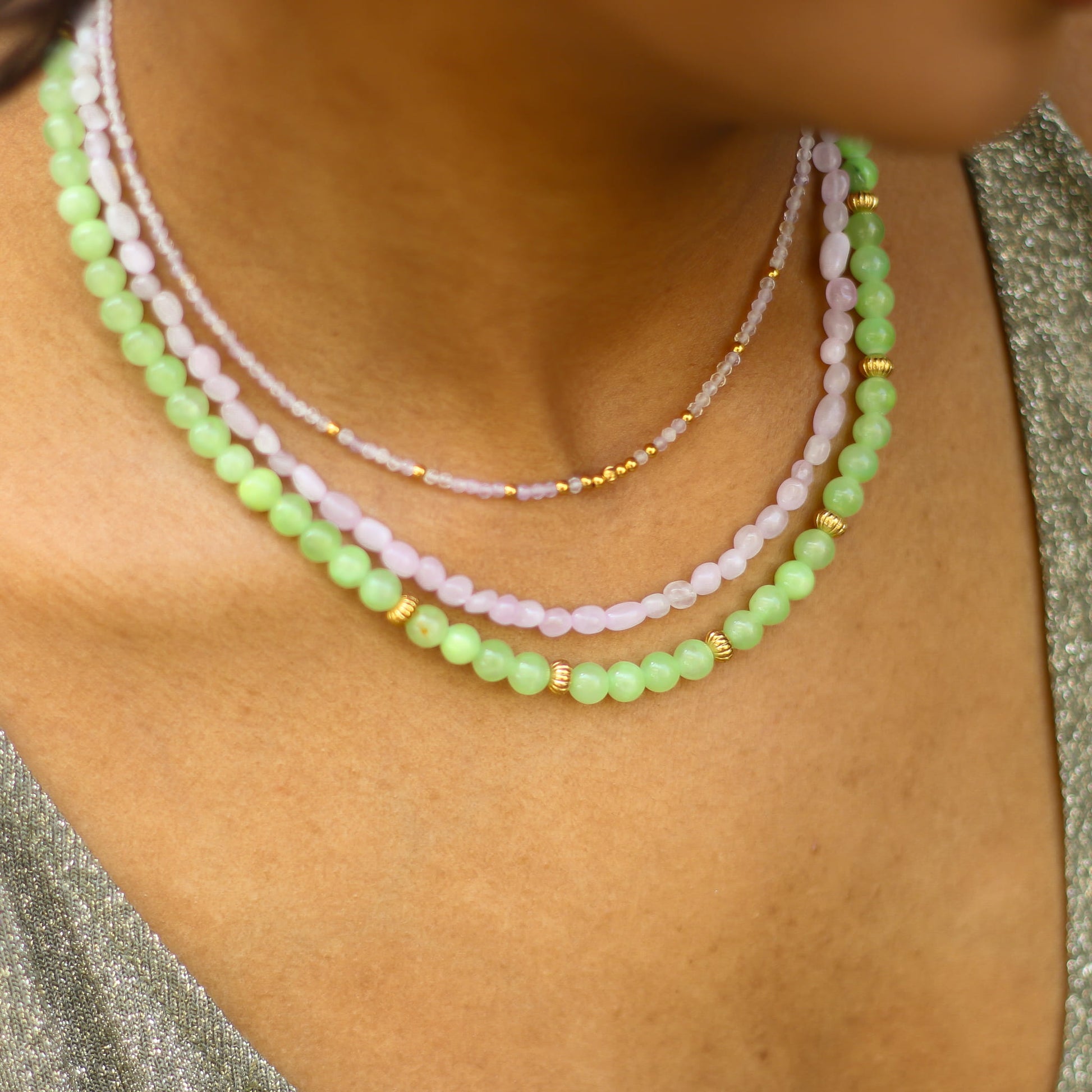 Collier en calcite verte, hypoallergénique.