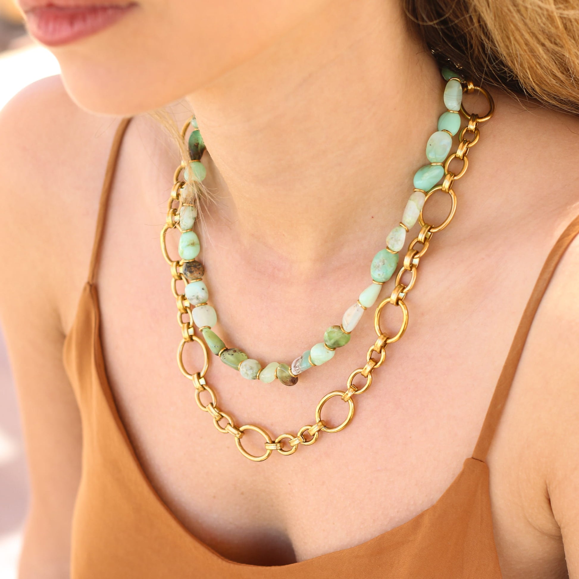 Collier en chrysoprase, pierre naturelle.