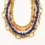Collier chaîne Lapis Lazuli modulable, détail de la composition, Mahny bijoux pierres naturelles.