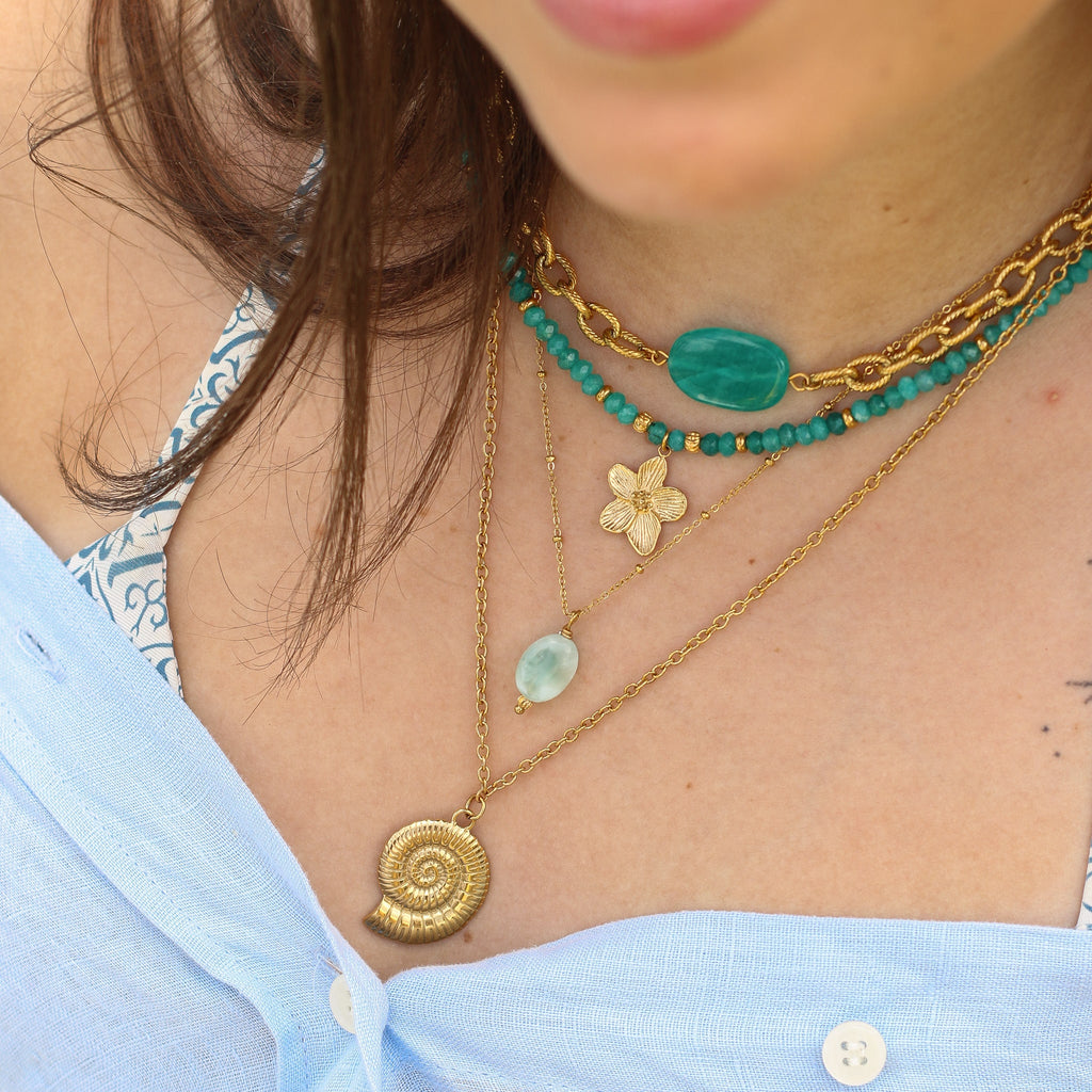 collier doré angélite vert pastel femme