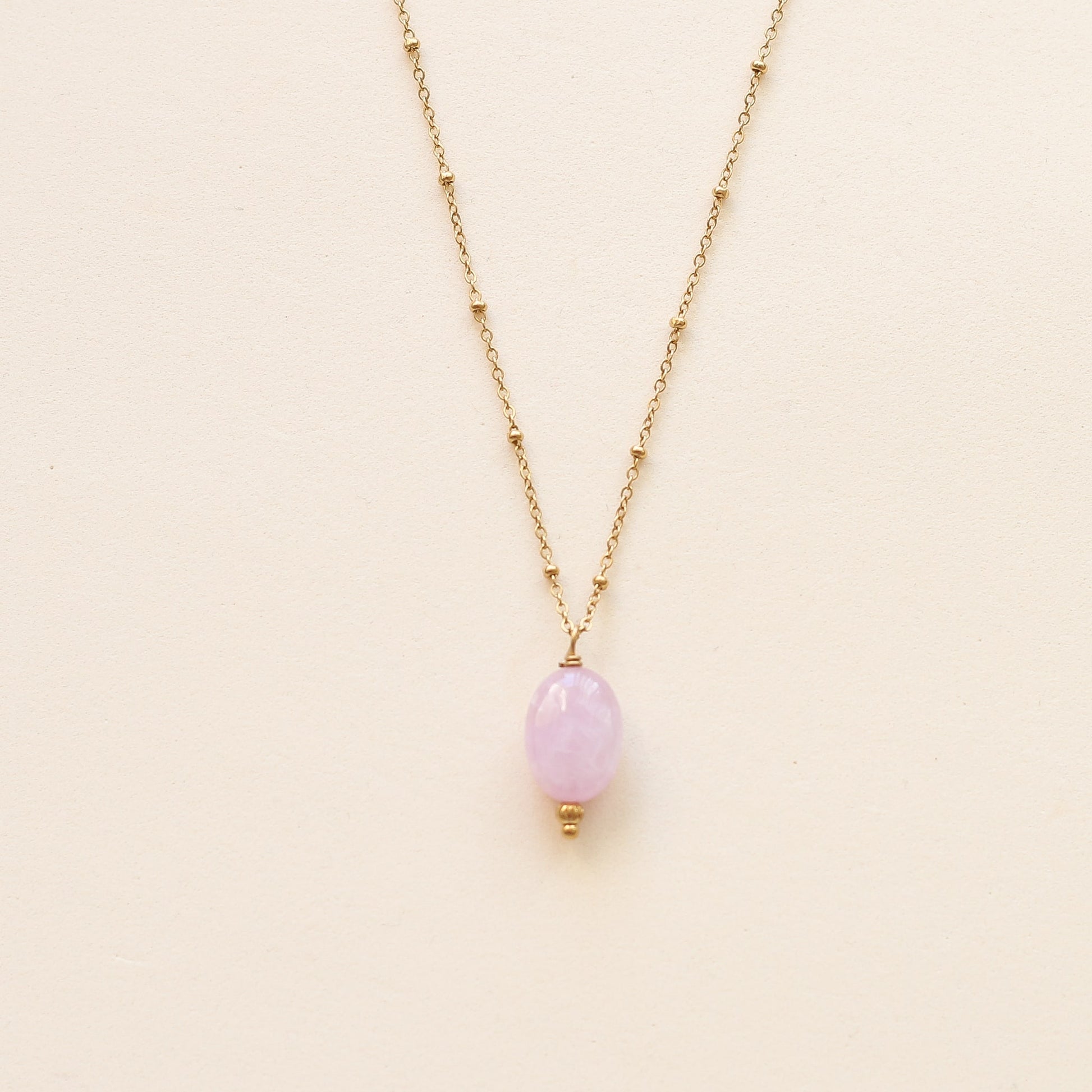 collier en acier inoxydable avec un pendentif en Kunzite naturelle 