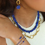 Collier chaîne Lapis Lazuli modulable, détail du fermoir signé Mahny, collection Lazuli, pierres naturelles.