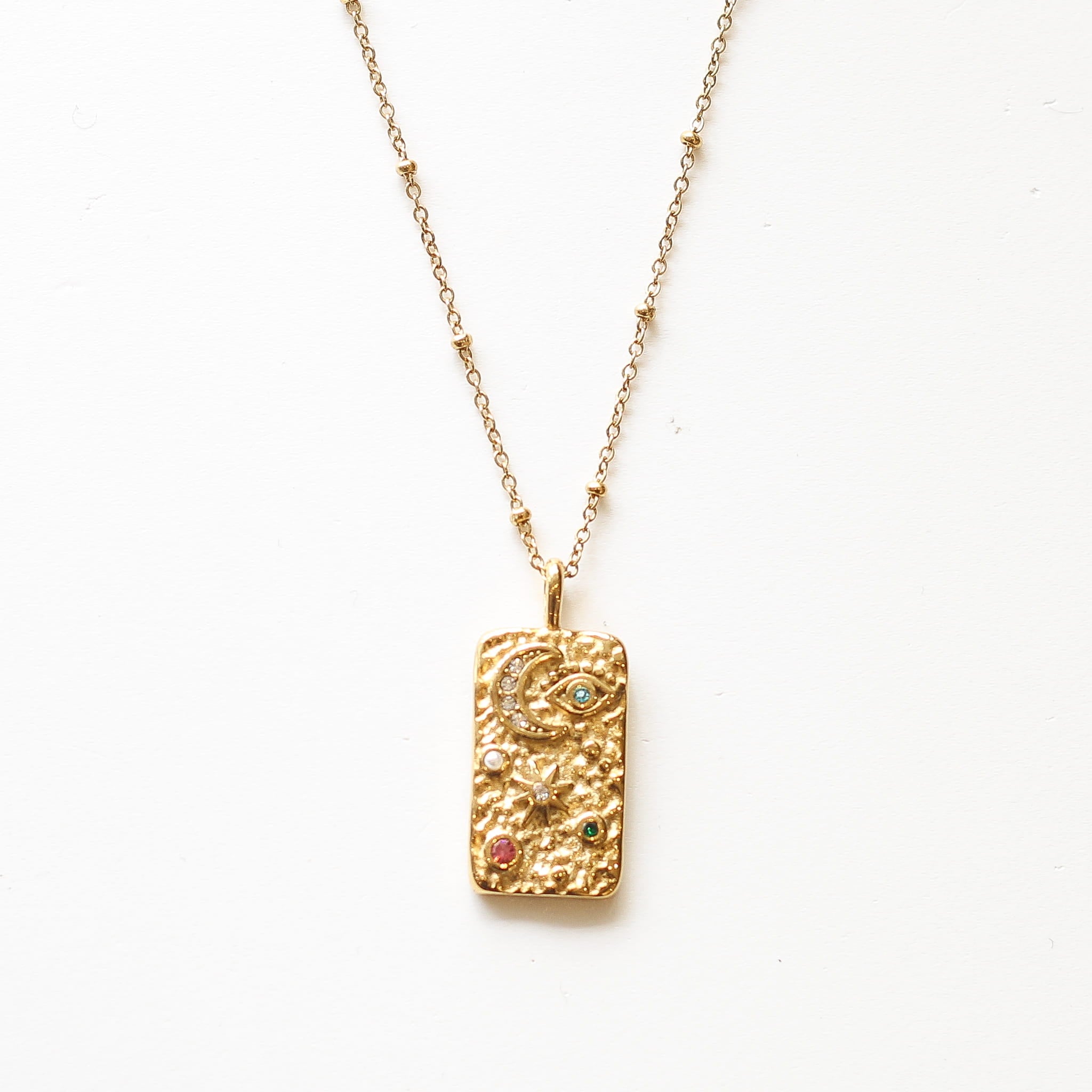 Collier Médaillon Lune, Mahny bijoux pierre fine.