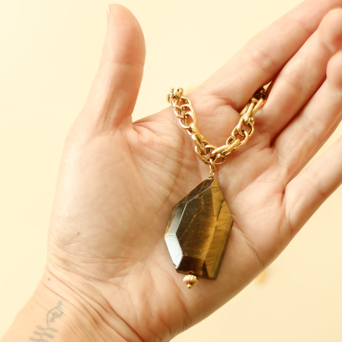 Collier Œil de tigre chaîne longue