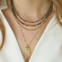 Collier Malachite et Rubis perlé, détail de la composition, création Mahny bijoux pierres semi-précieuses.