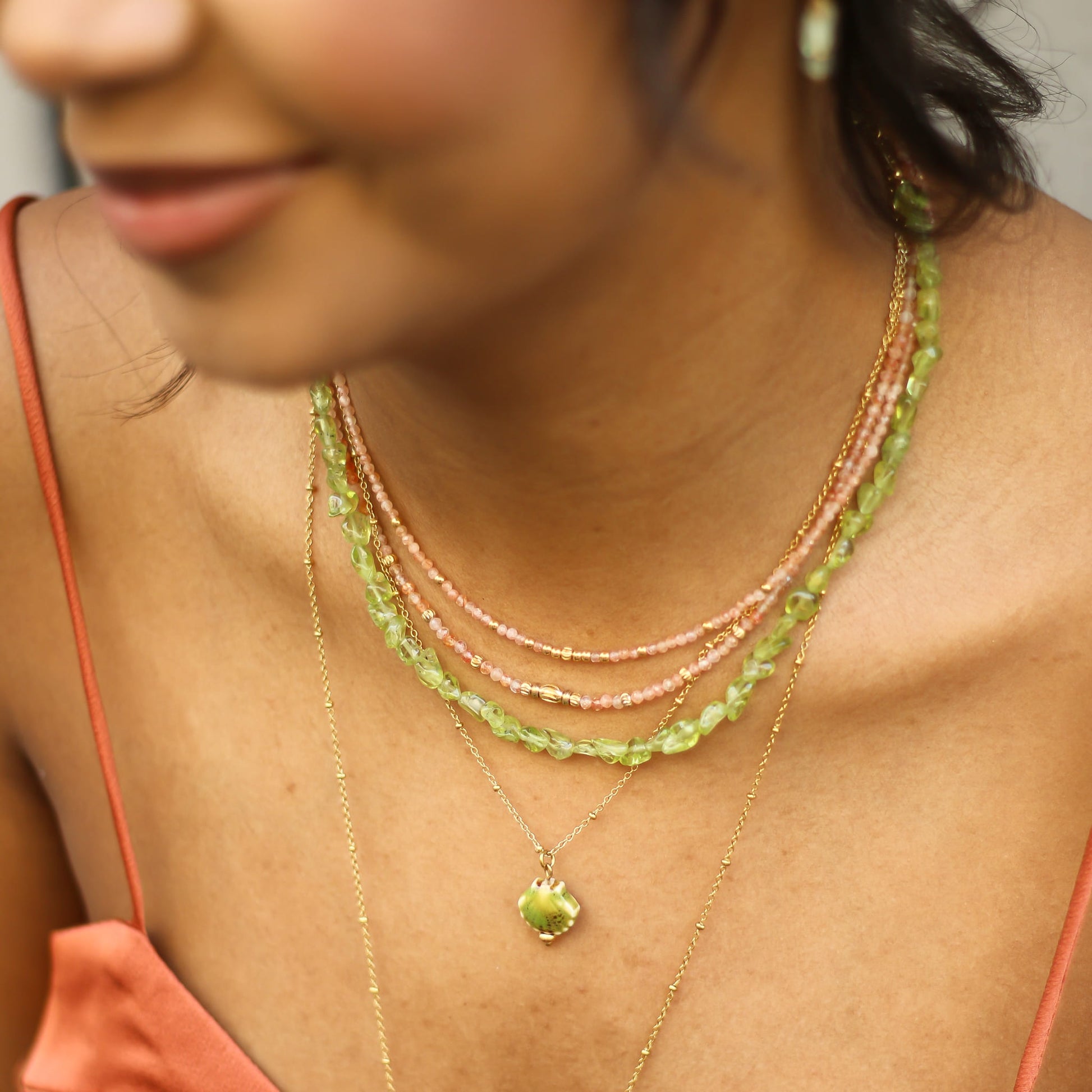 Collier en péridot vert, création faite main.