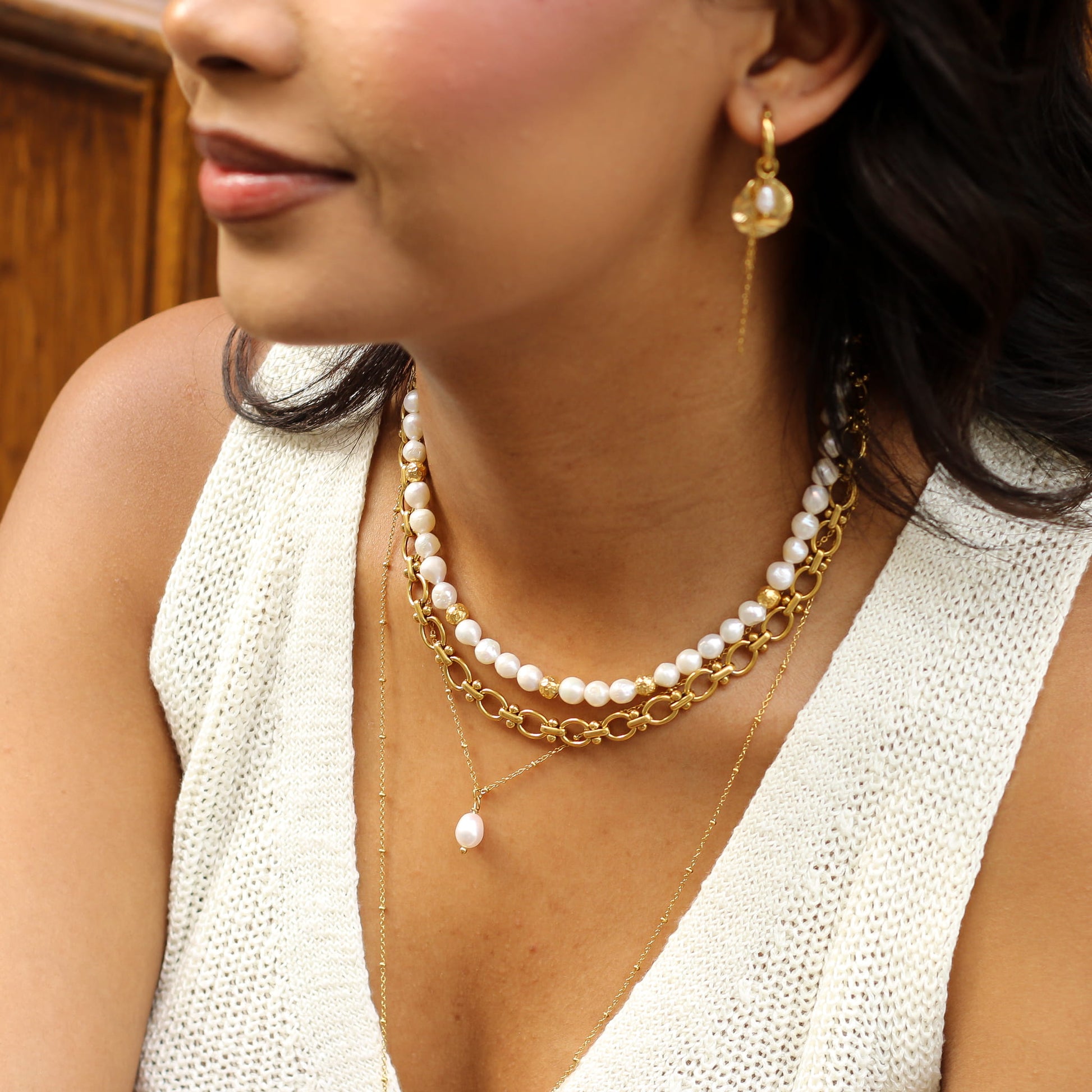 Collier en perle d'eau douce, création faite main.