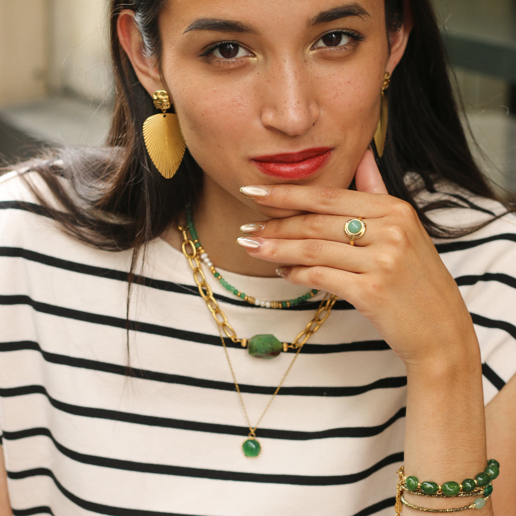 collier femme pierre verte perlé