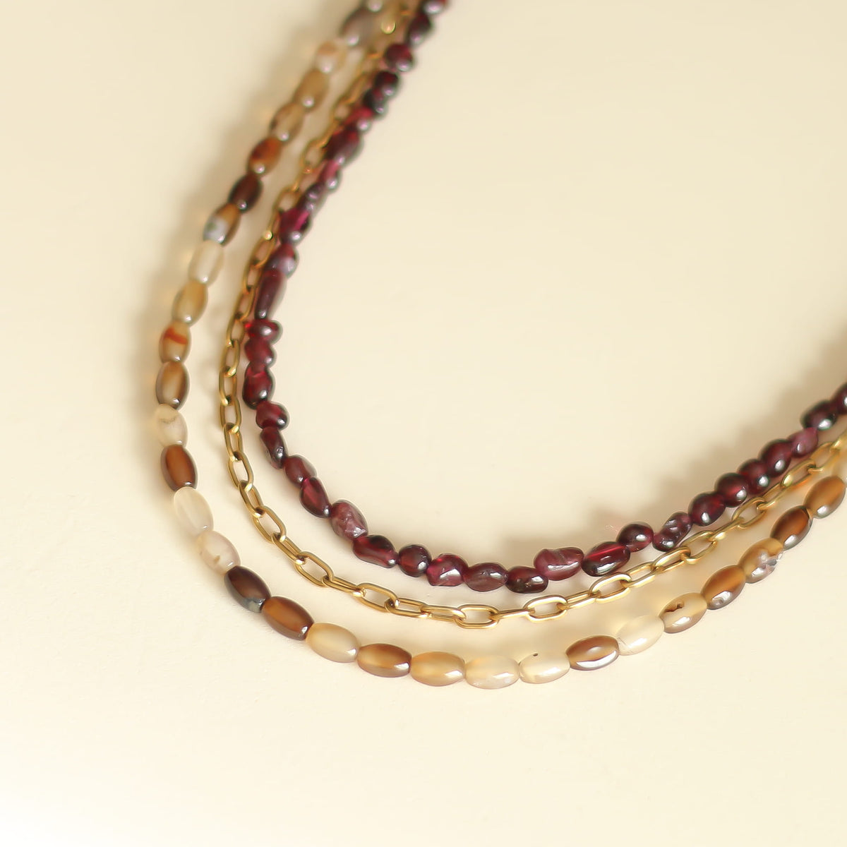 Collier Grenat Agate marron multi-rangs