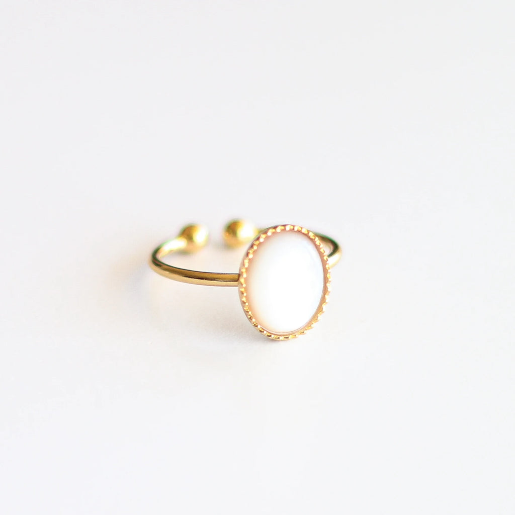 Bague créateur Nacre plaqué or face