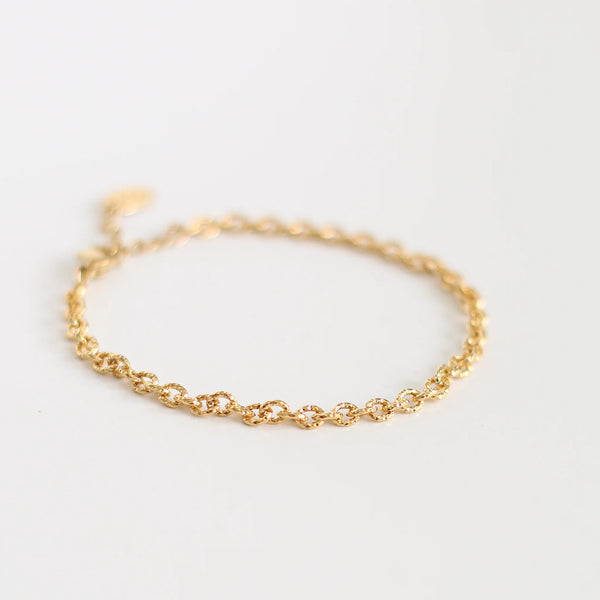 bracelet créateur doré scintillant détail