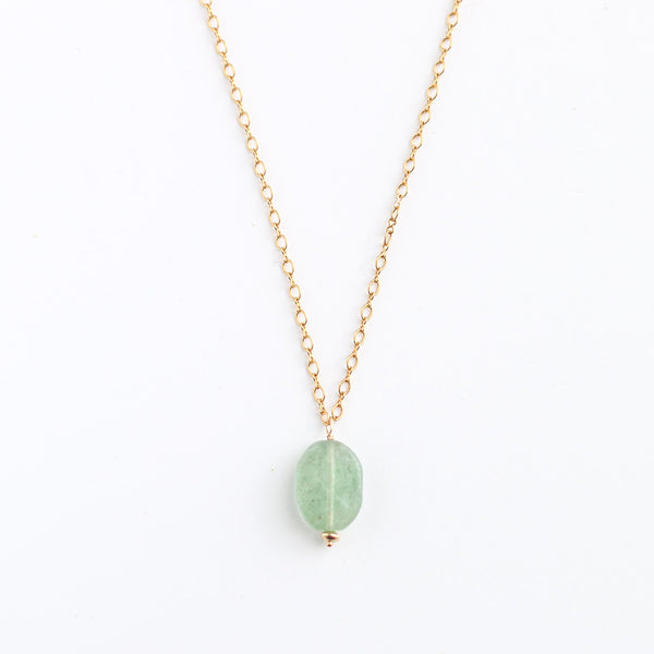 collier doré aventurine créateur face